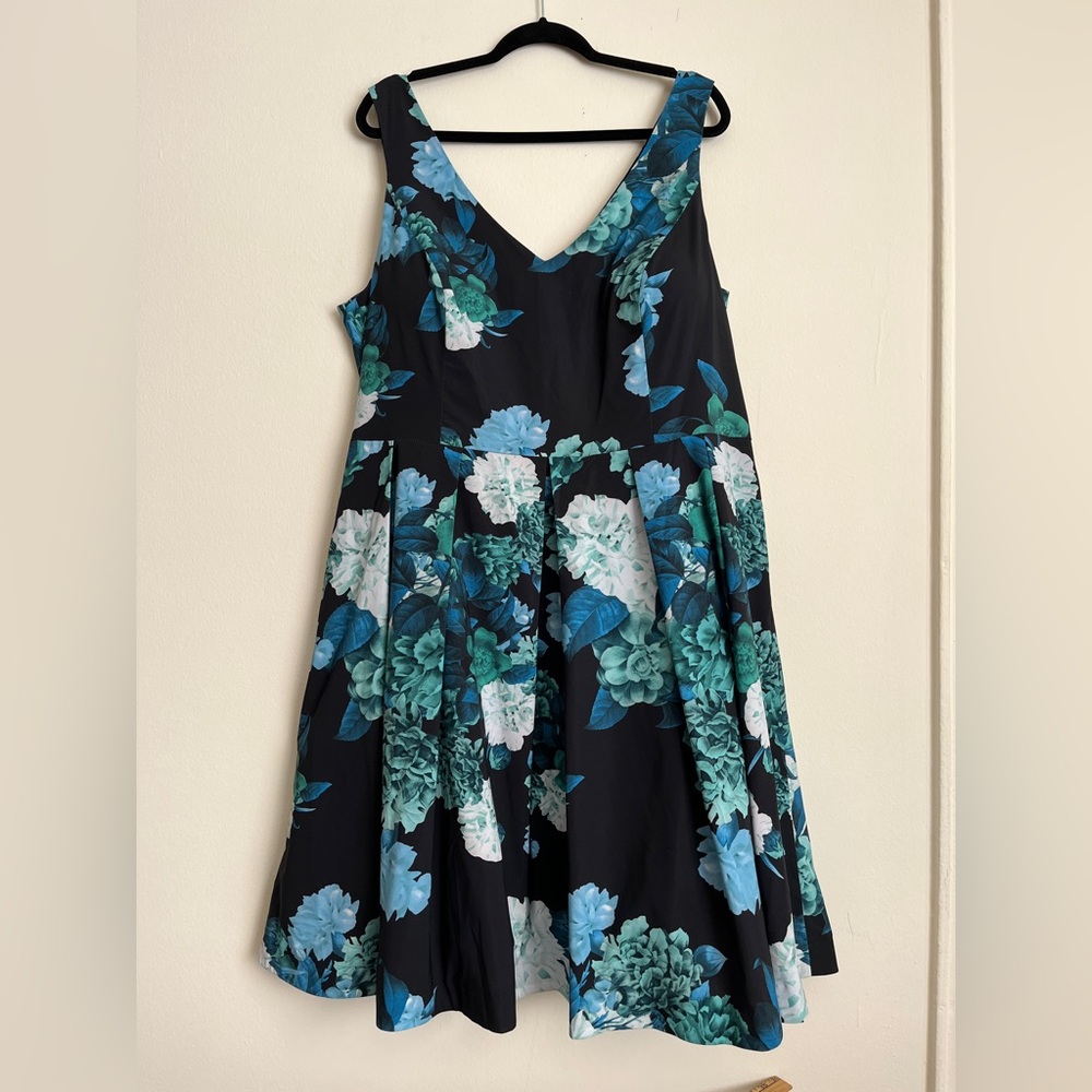 City Chic Black and Green Dress NWT Size 20
